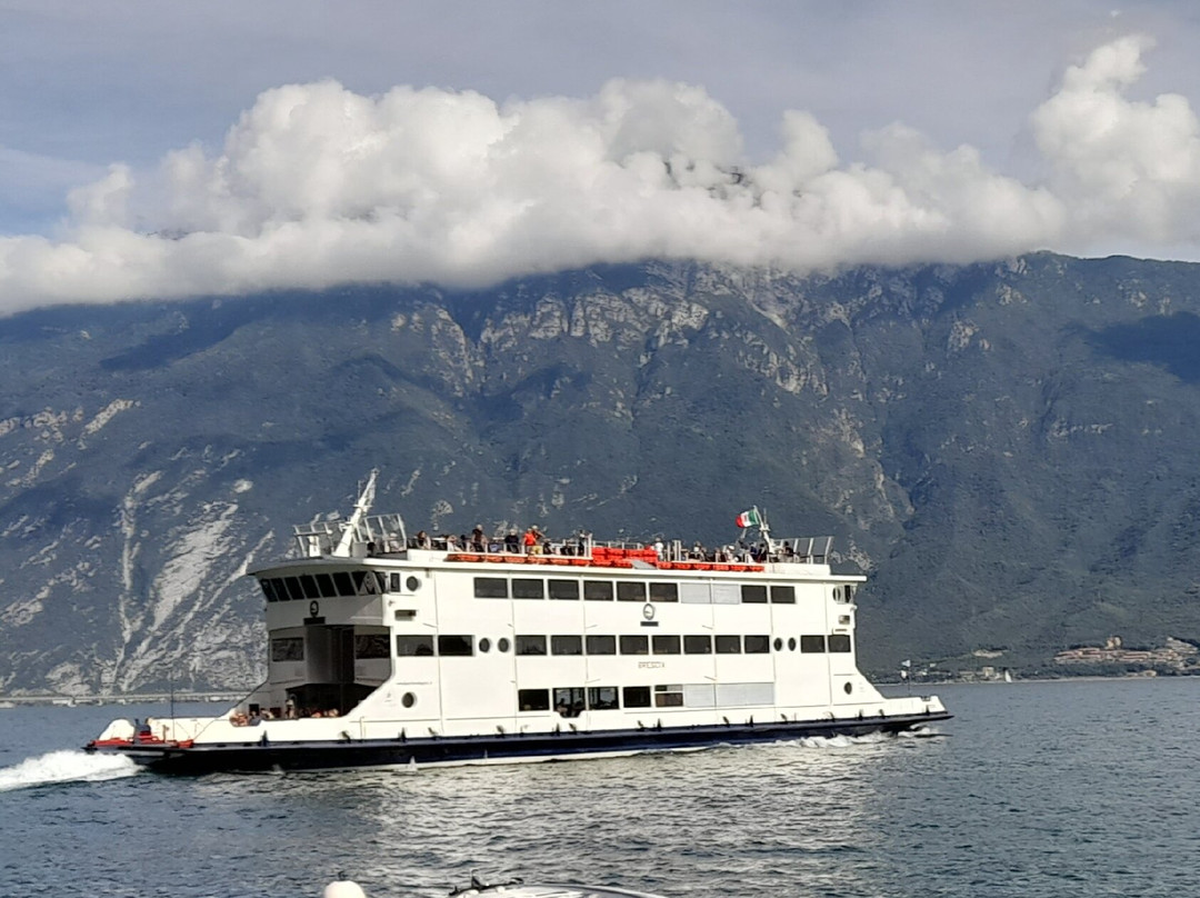 Ferry from Malcesine to Limone and Riva-马切尔西涅必去景点