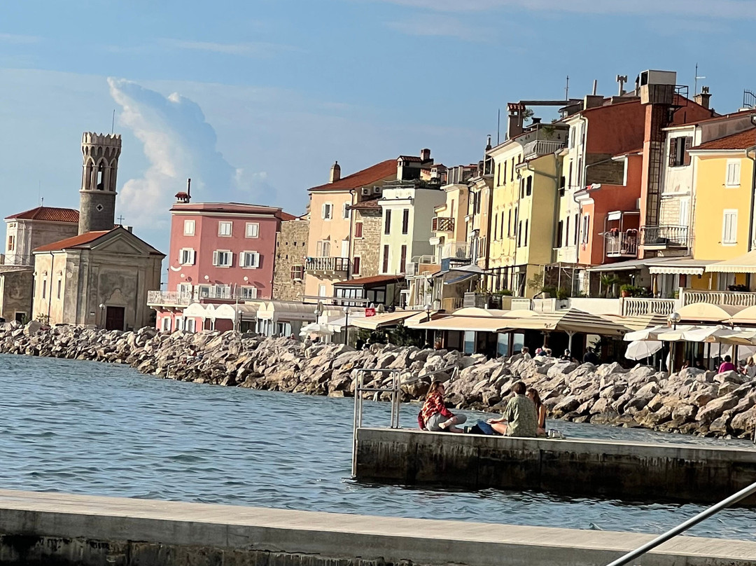 Rent a Boat Bernardin-波多若斯必去景点