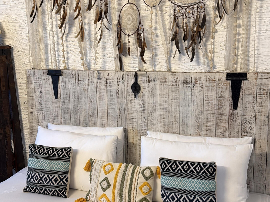 The Himaal, Bir主图