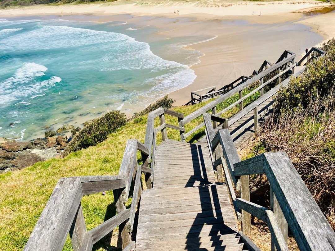 Lighthouse Beach-麦克夸利港必去景点