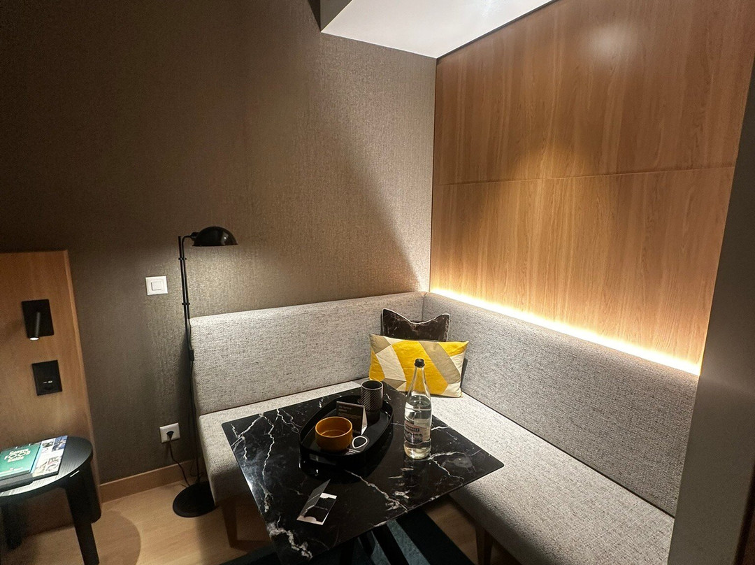 Adina Apartment Hotel Geneva主图