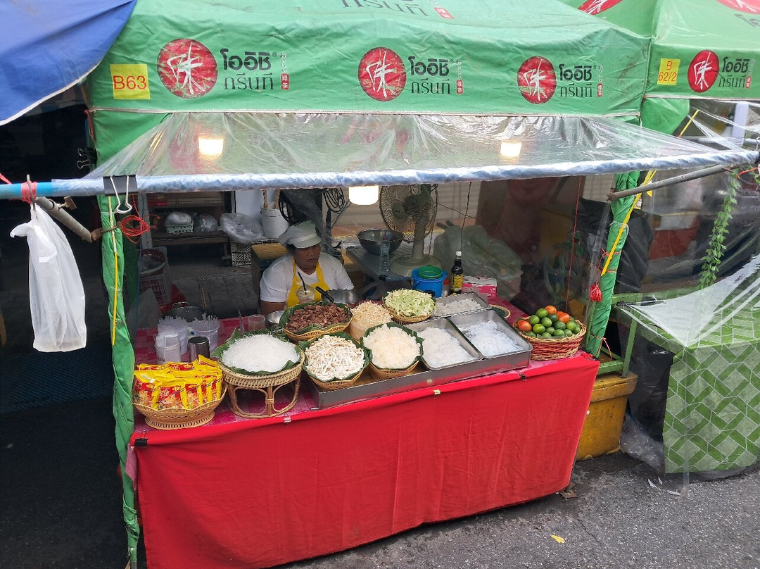 周日集市-普吉镇必去景点