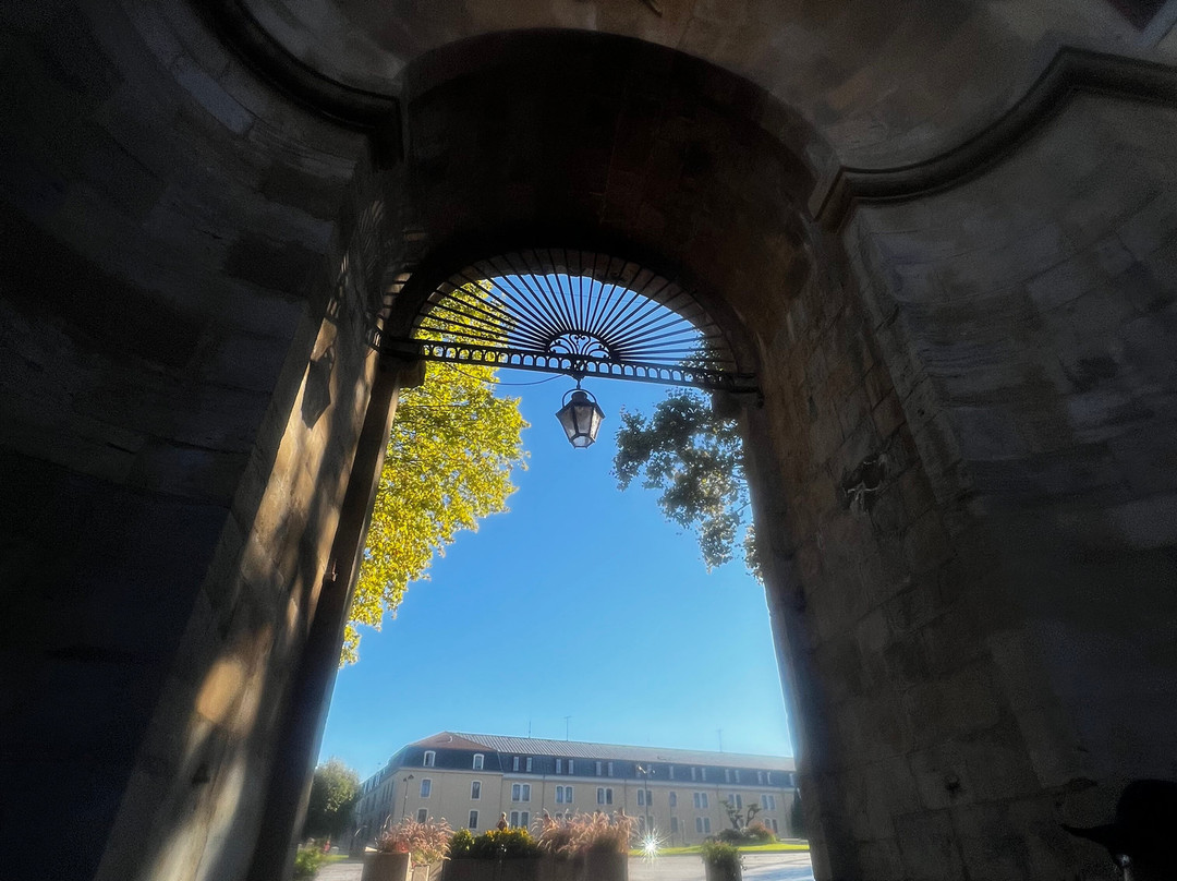 Portail des Jacobins-卡尔卡松必去景点