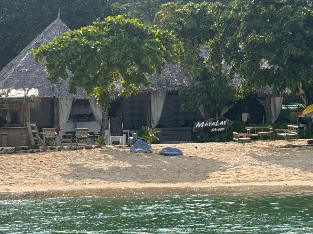 玛雅雷海滩度假酒店主图