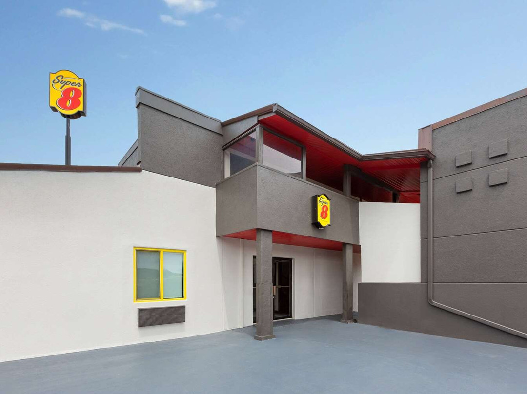 Super 8 By Wyndham Bridgeport/clarksburg Area