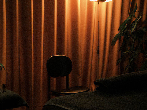 Caldas Massage-安特卫普必去景点