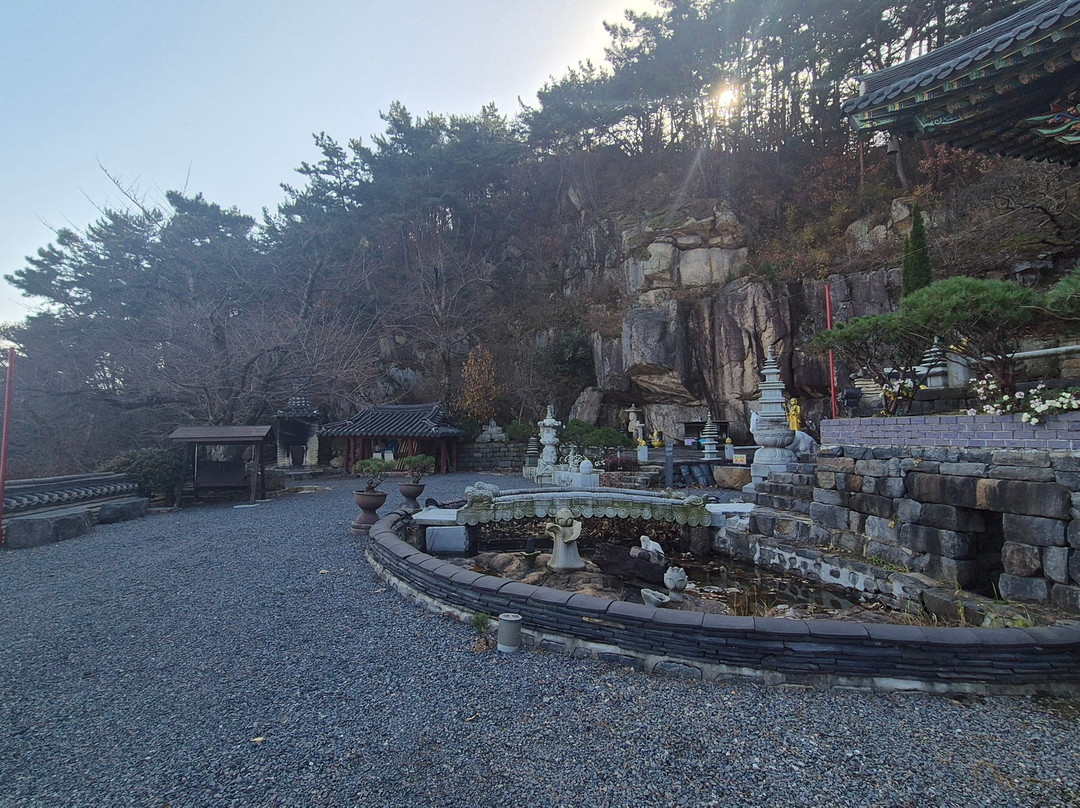 Wangdaesa-保宁市必去景点