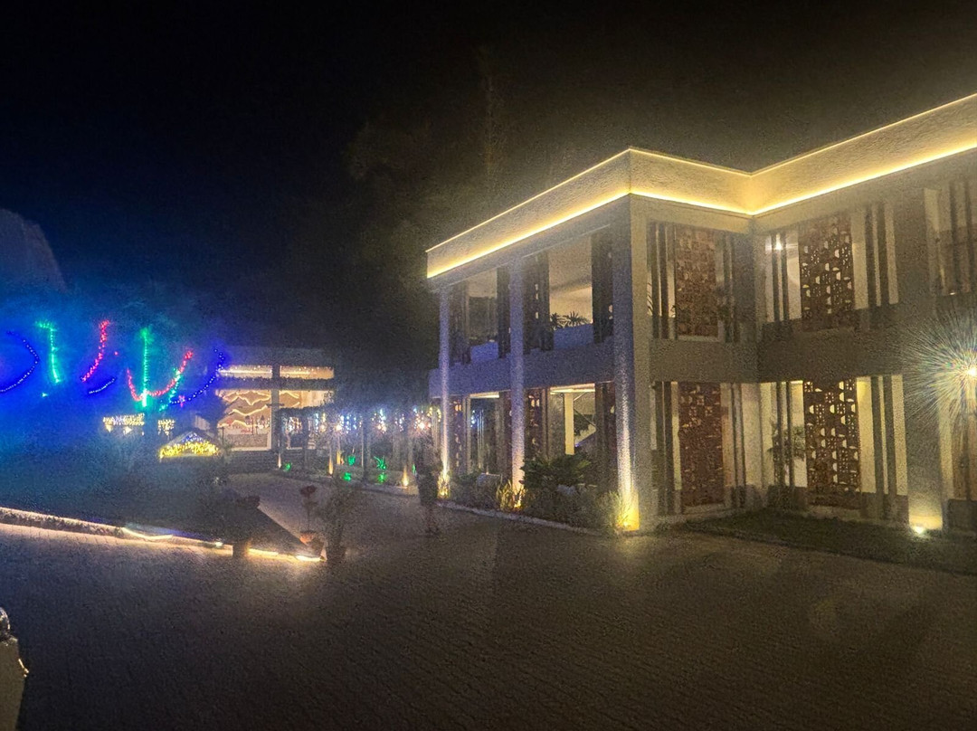 TGI Star Holiday Resort主图