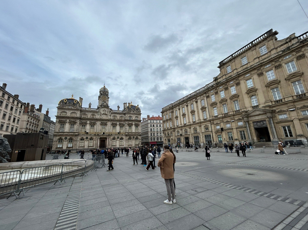 Place des Terreaux-里昂必去景点