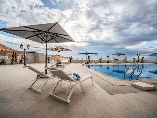 Petra Pillars Luxury Hotel