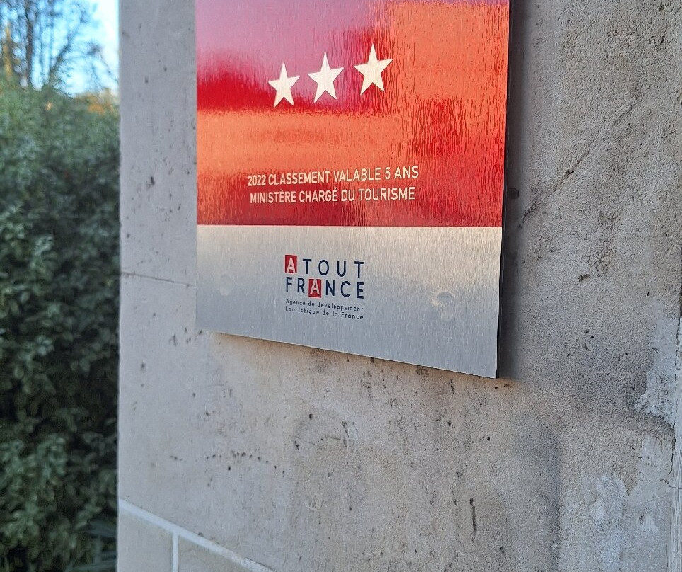 克鲁姆酒店主图