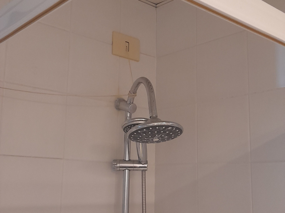 拉斐尔酒店主图