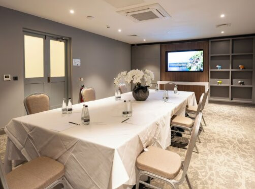 温德米尔海德鲁酒店主图