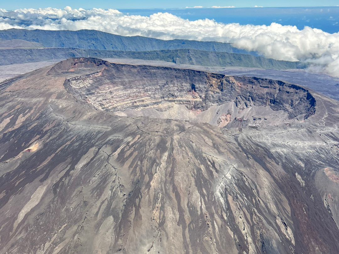 Corail Helicopteres-Triolet必去景点