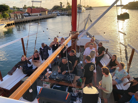 LADY BELLAÏS by Bonaire Cruisers-Kralendijk必去景点