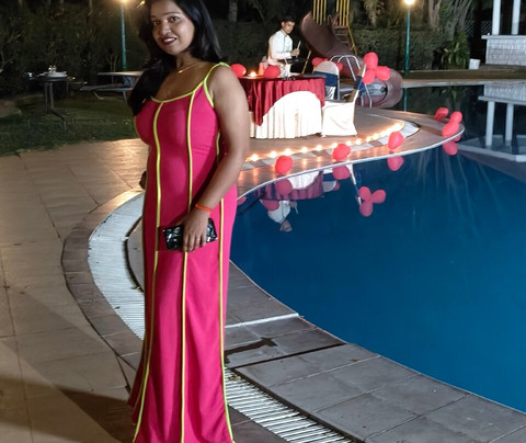 名流俱乐部酒店主图