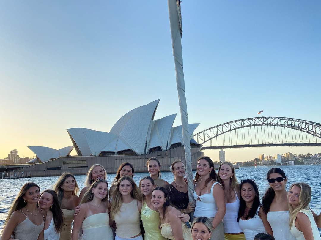 Champagne Sailing Sydney-Clontarf必去景点