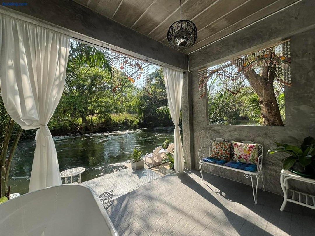 LungYod Guesthouse
