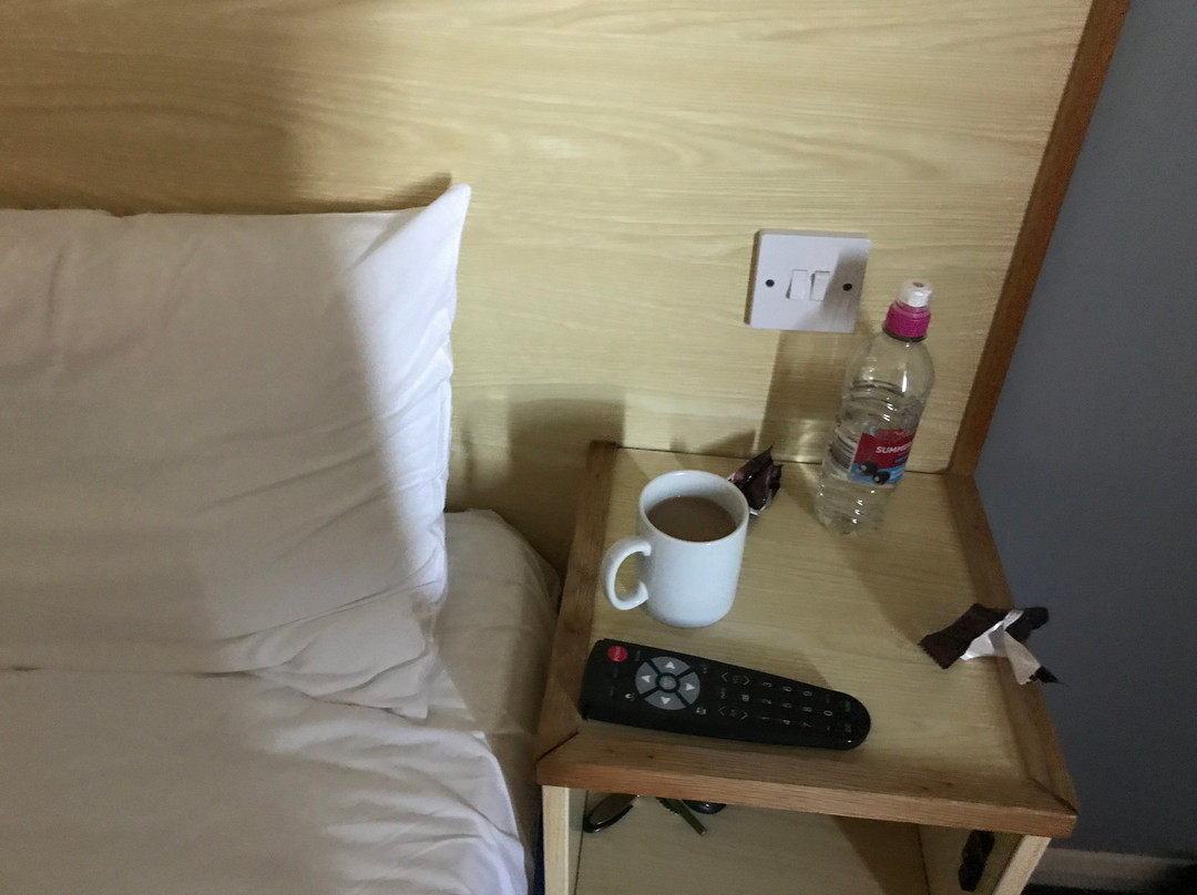 奥克汉普顿苏顿克罗斯旅屋酒店主图