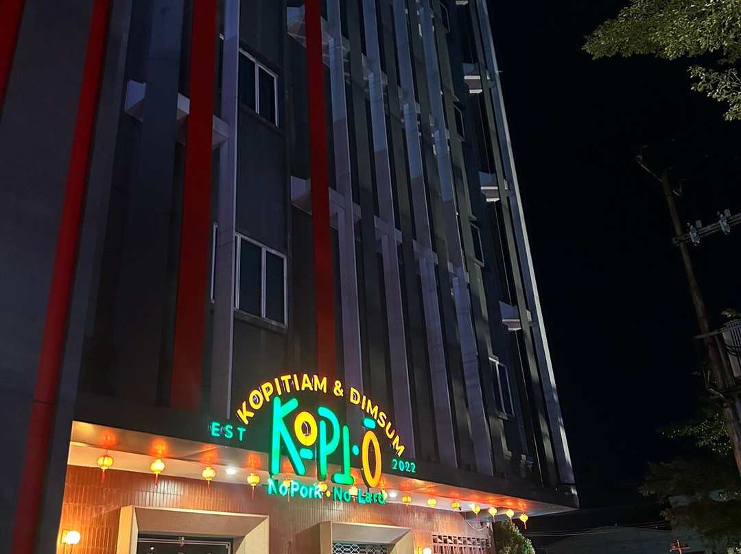 新好莱坞酒店主图