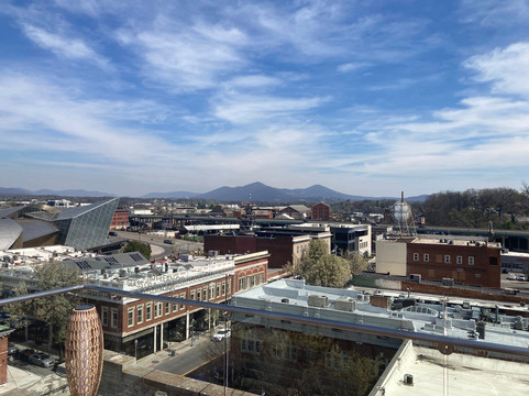 Six And Sky Rooftop Grille主图