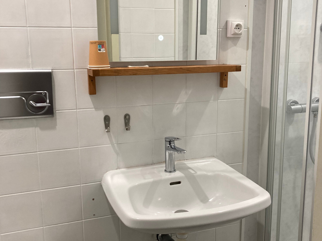 Hôtel & Restaurant le Patio Vichy主图