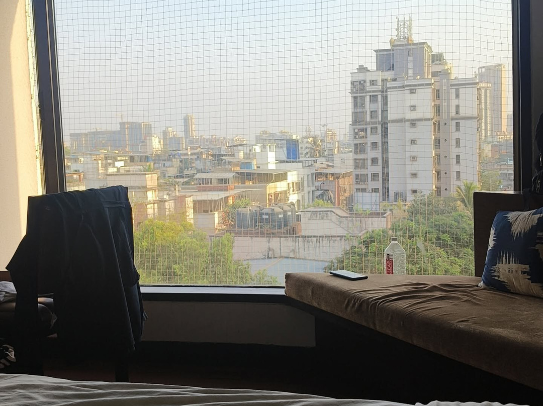 纳维孟买瑜伽行政酒店主图