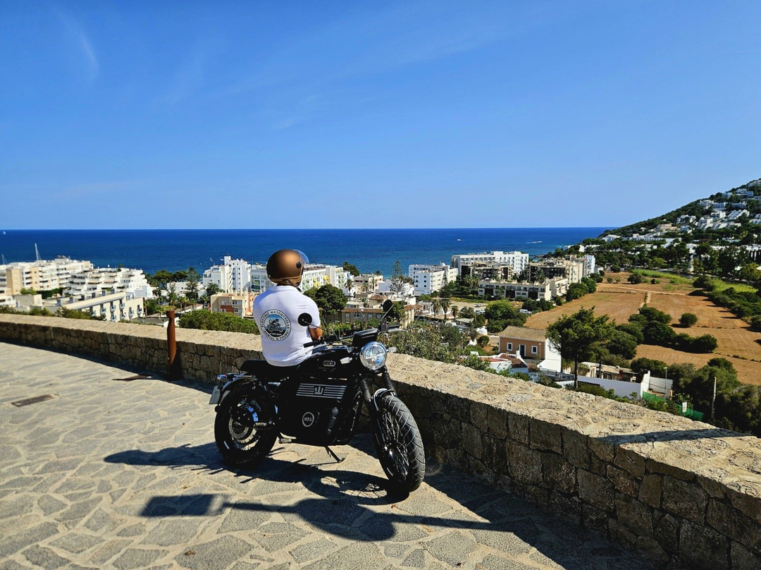 E Ride Ibiza-圣欧拉利娅尔德里奥必去景点
