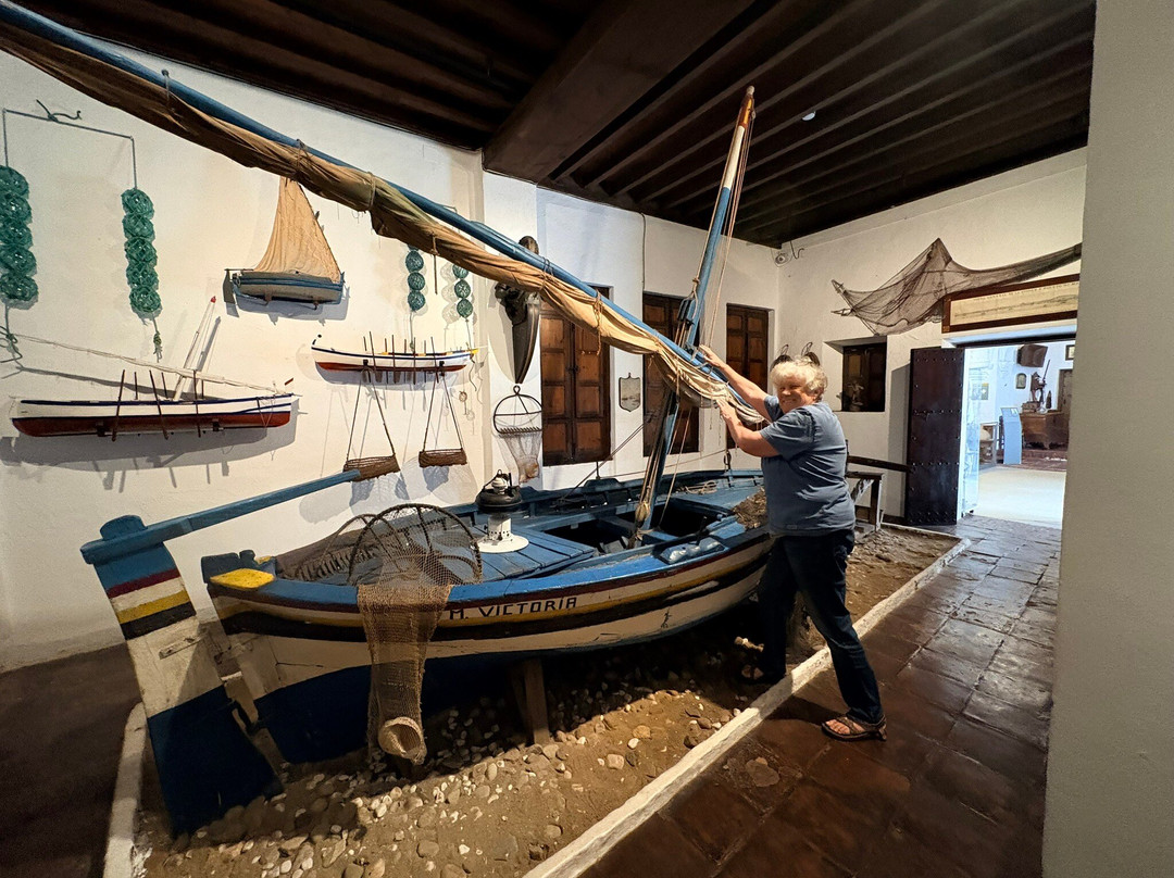 Museo de Artes y Costumbres Populares-马拉加必去景点
