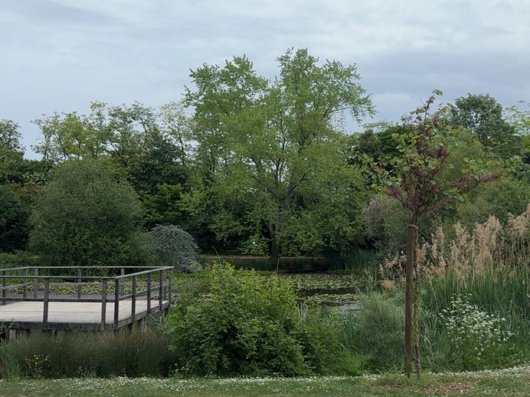 Parc floral de la Roseraie-普瓦捷必去景点