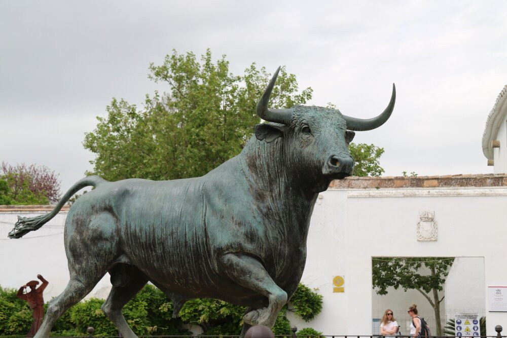 Monumento al Toro-隆达必去景点