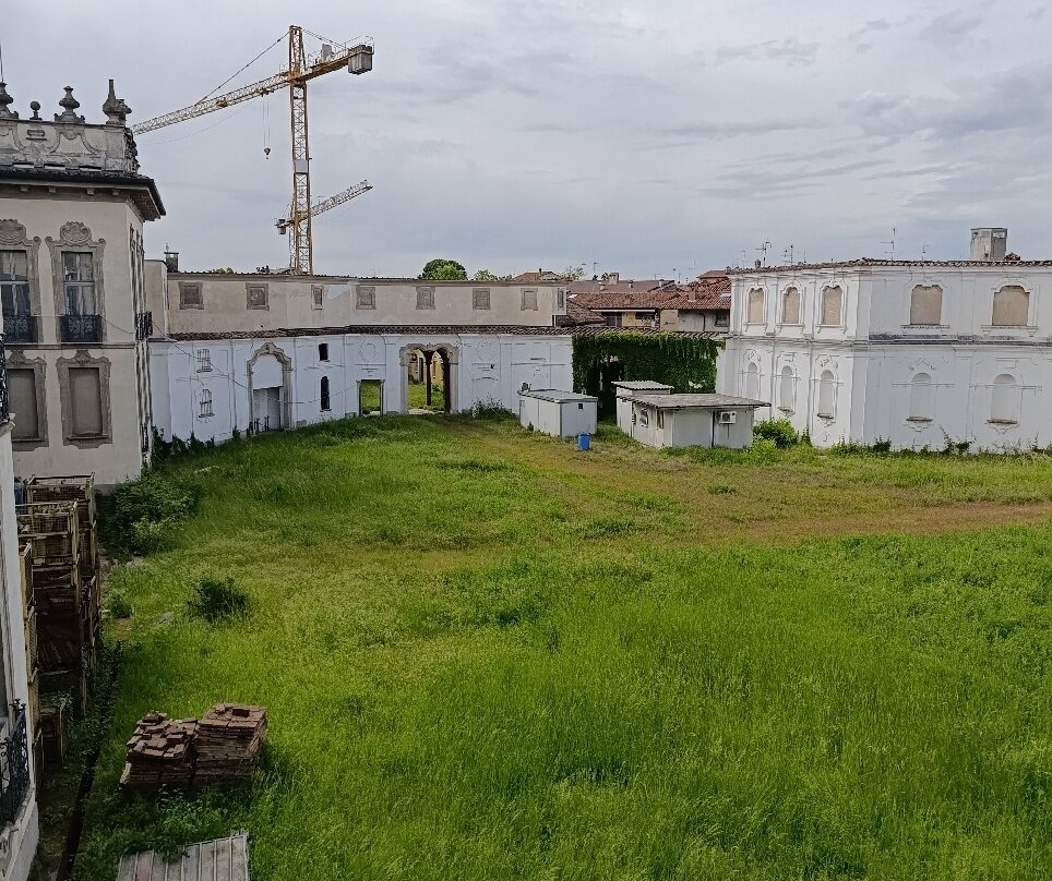Palazzo Visconti-Brignano Gera d'Adda必去景点