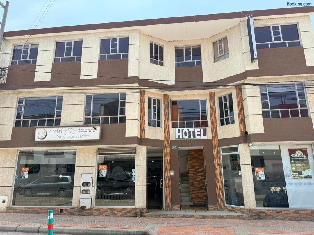 Hotel y Restaurante Los Almendros