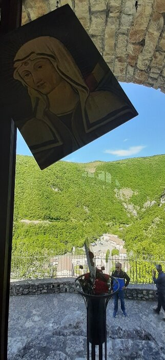 Scoglio della Preghiera-Cascia必去景点