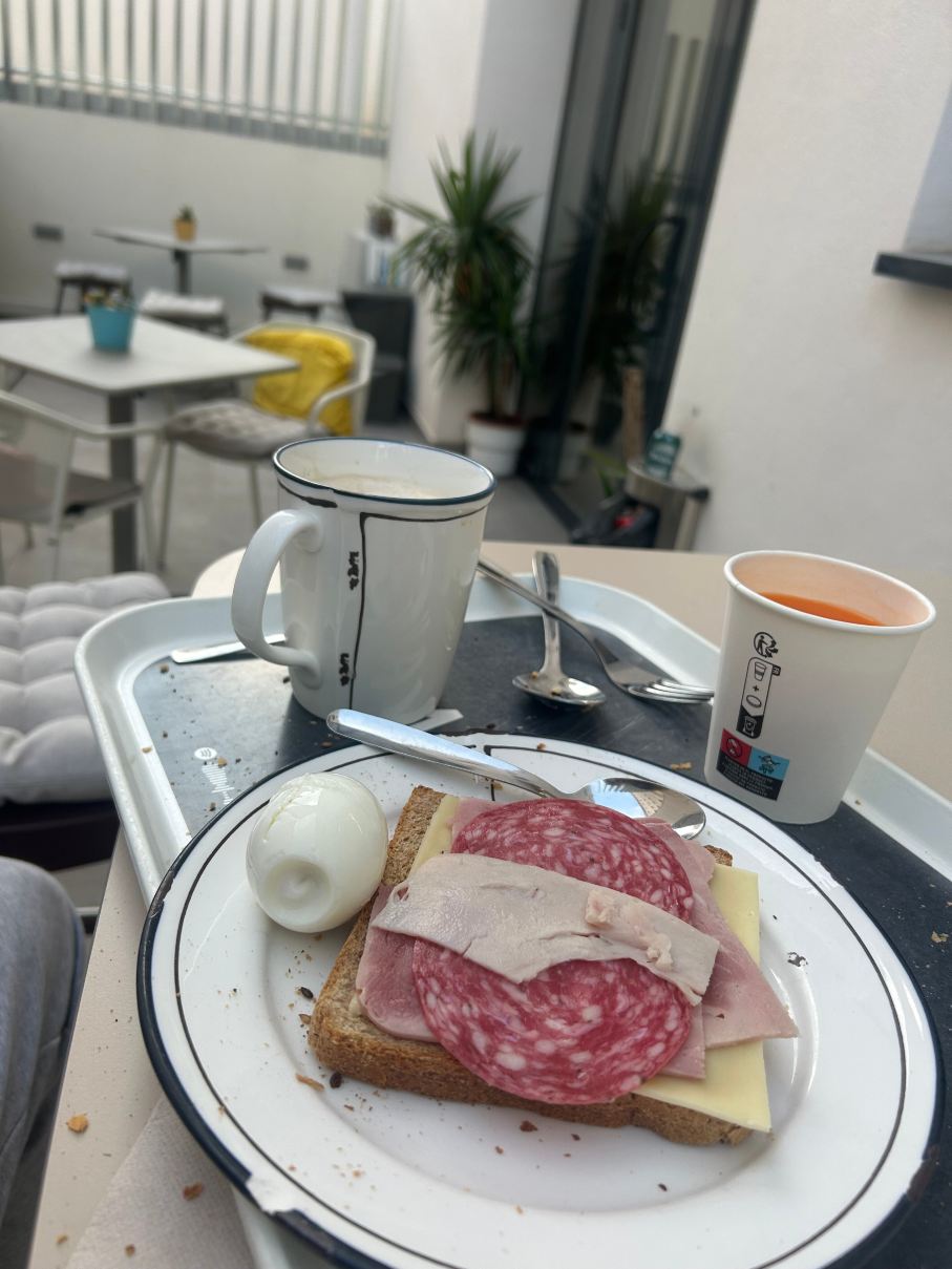 宜必思快捷瓦伦西亚中心港酒店-旅行者