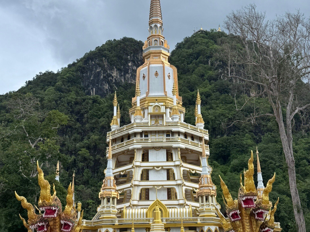 虎窟寺-甲米必去景点