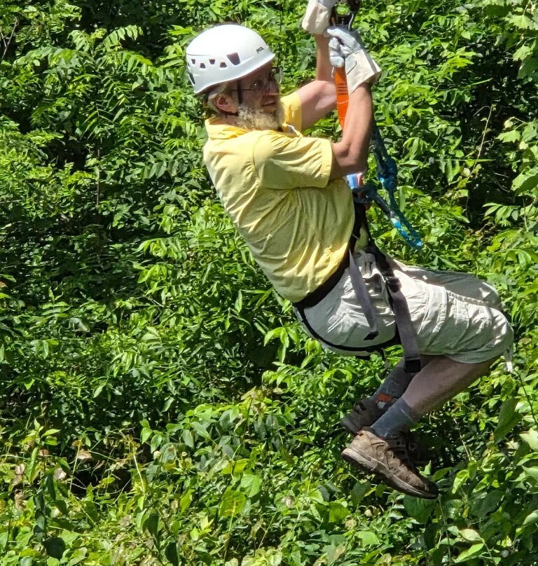 Screaming Raptor Zip Lines-Petersburg必去景点