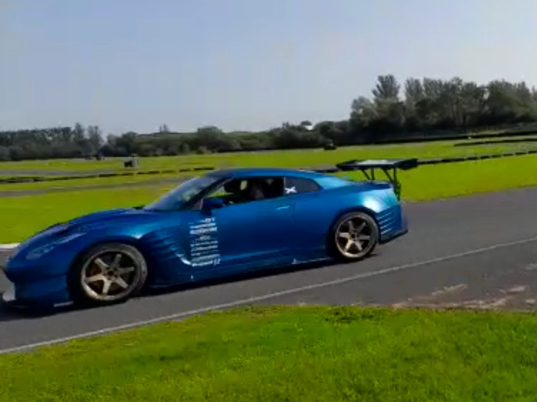 Supercar Experience Ireland-Crumlin必去景点