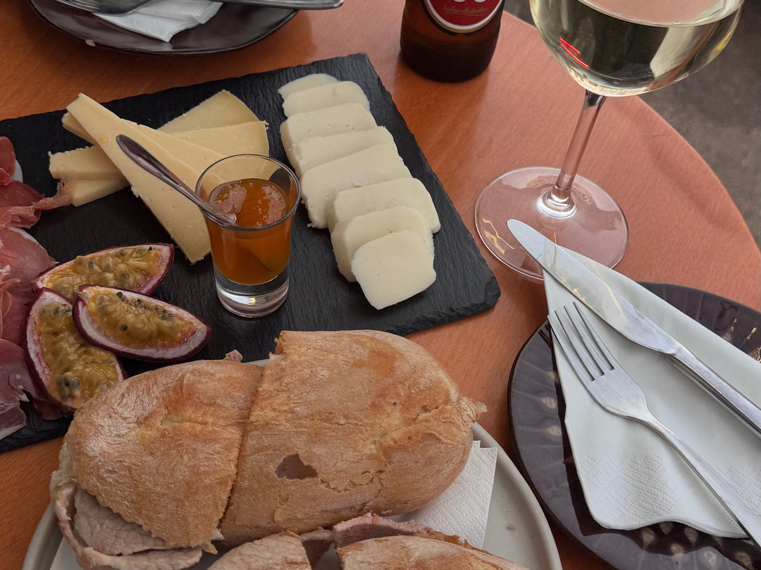Pingas_bar&tapas