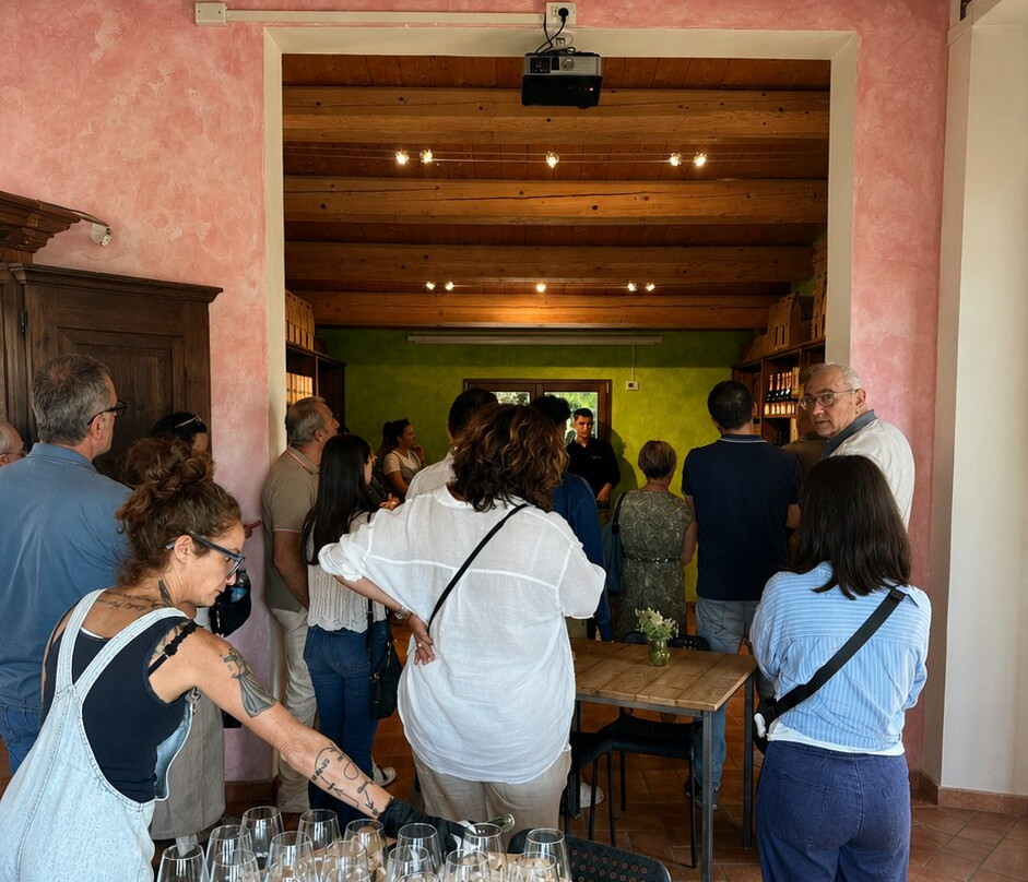 Azienda Agricola De Leyva-佩萨罗必去景点