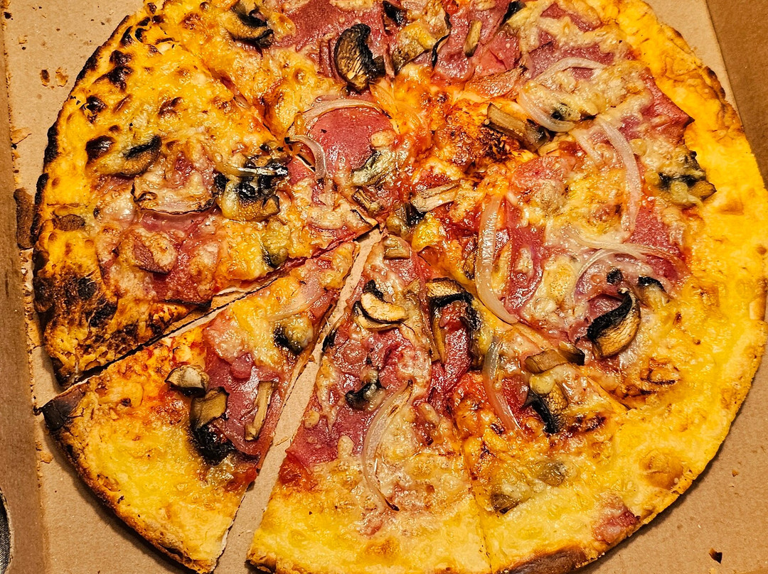 Spartacus Pizzeria