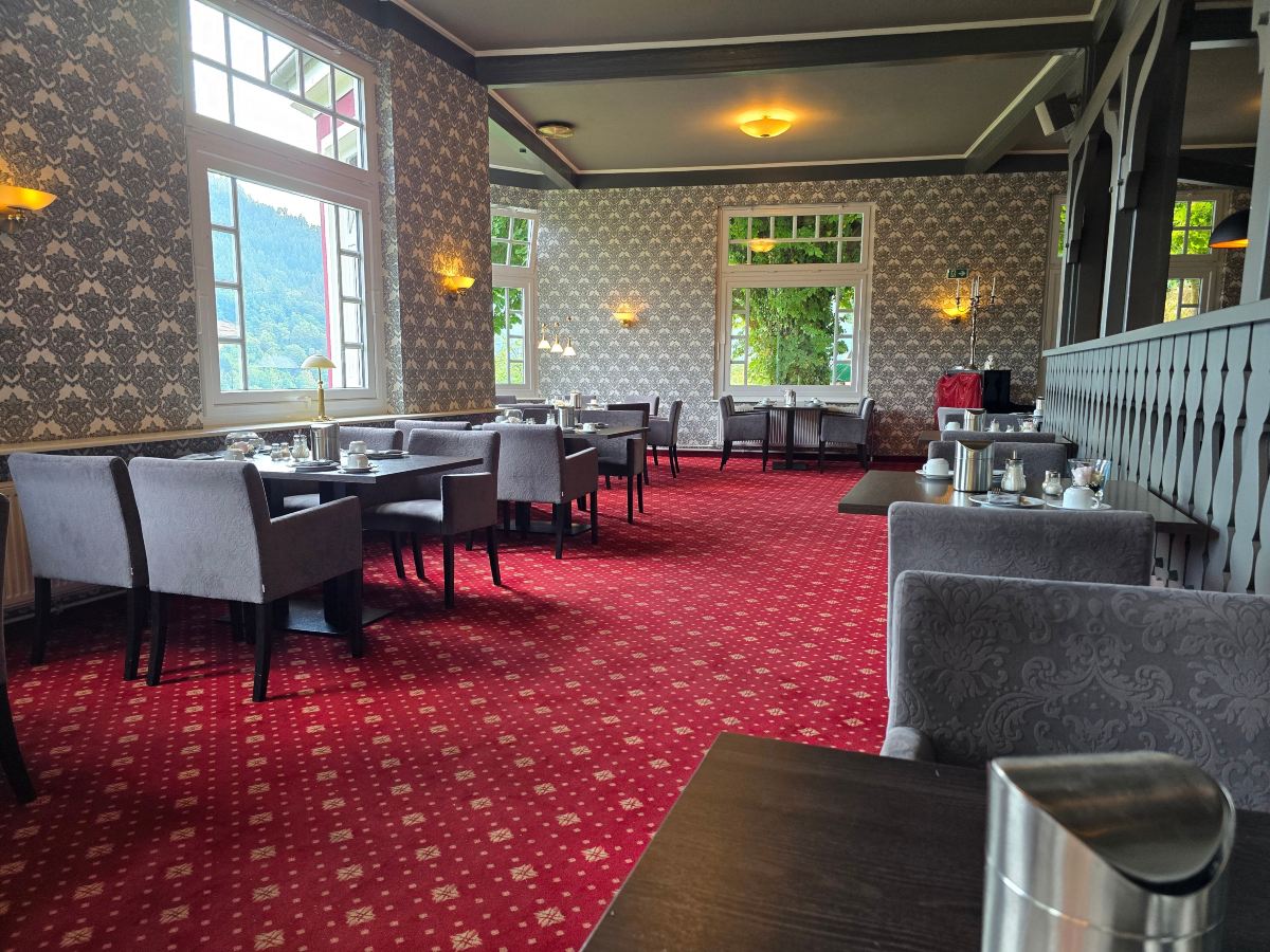 施洛斯霍恩伯格酒店-旅行者