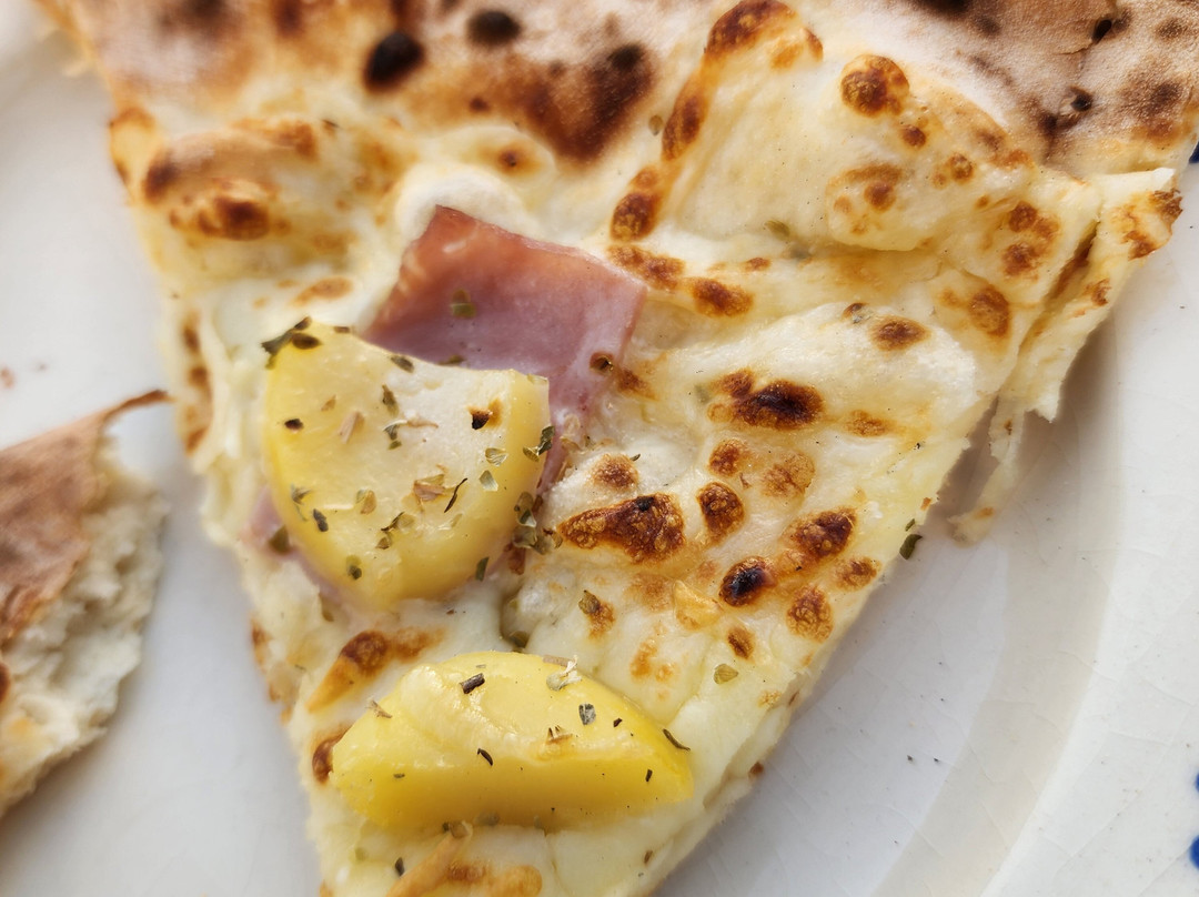 Pizza au Feu de Bois