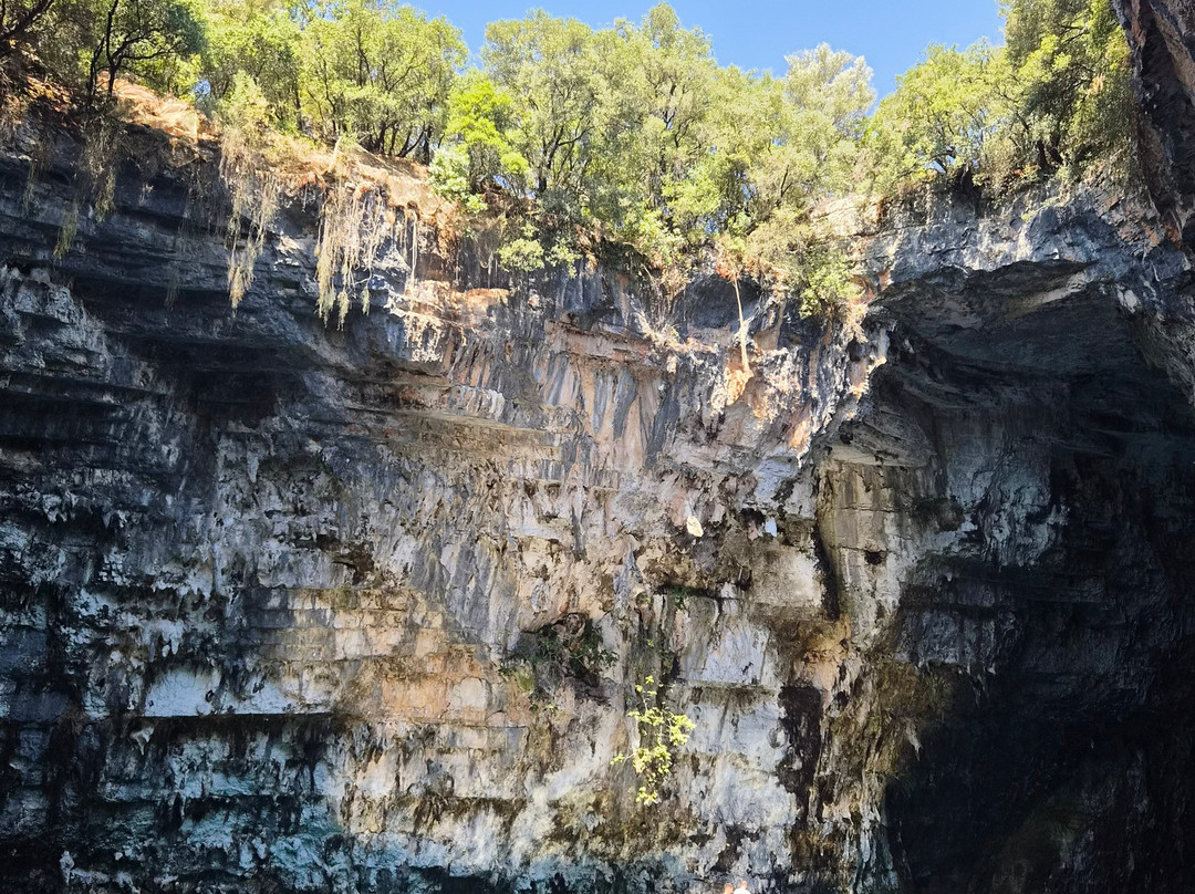 Melissani Cave-Karavomylos必去景点