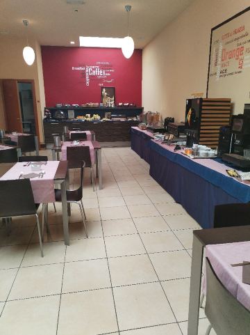 罗索法利赞堤酒店-旅行者