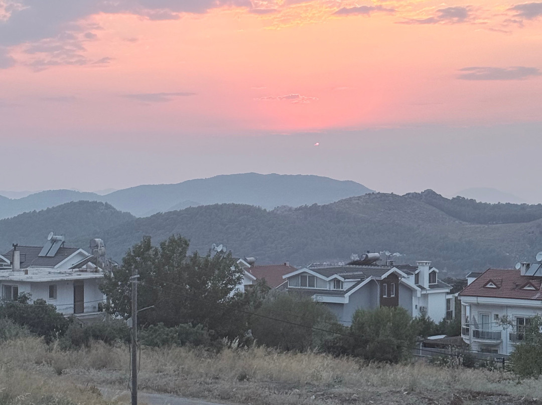 阳光假日度假村-全包式主图