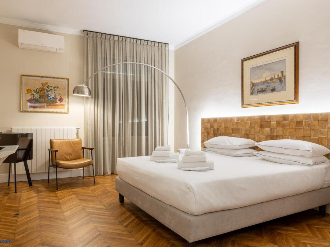 Pier Capponi 17 Rooms & Suites