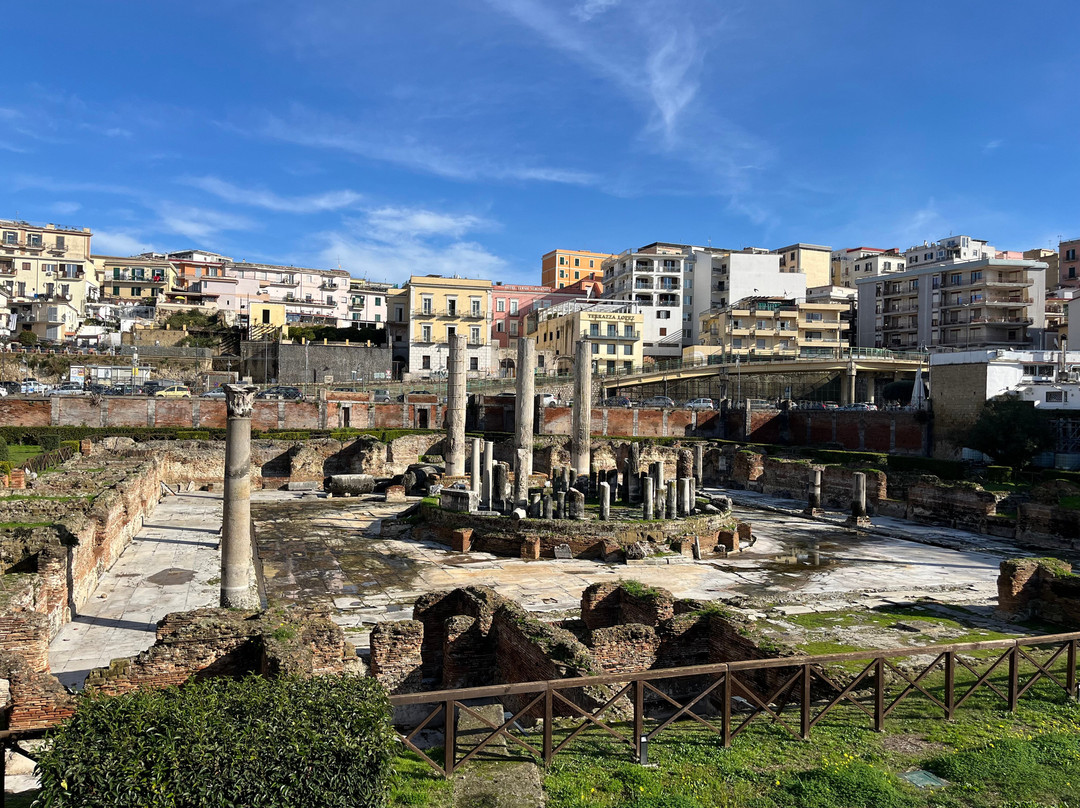 Macellum (Temple of Serapis)-波佐利必去景点