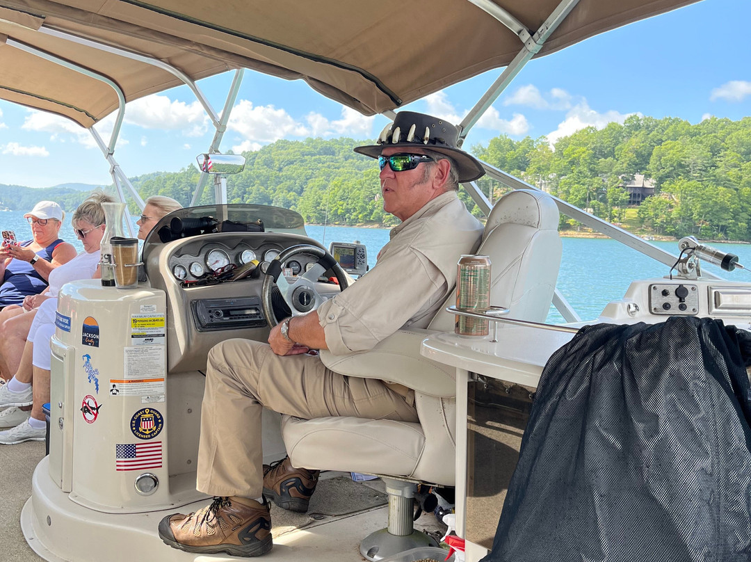 Lake Glenville Scenic Waterfall Cruises-Cashiers必去景点