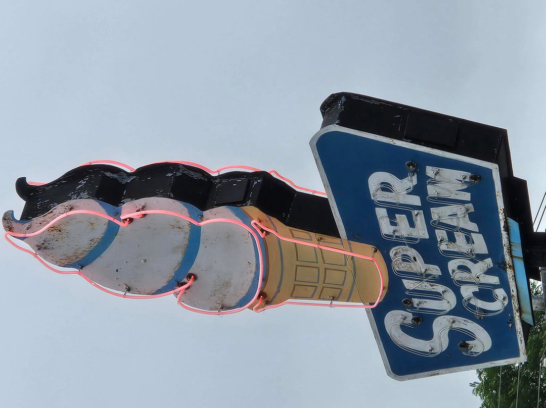 Super Cream Dairy Bar